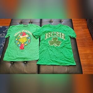 Boys 10 12 large tshirts euc grinch st Patty's day